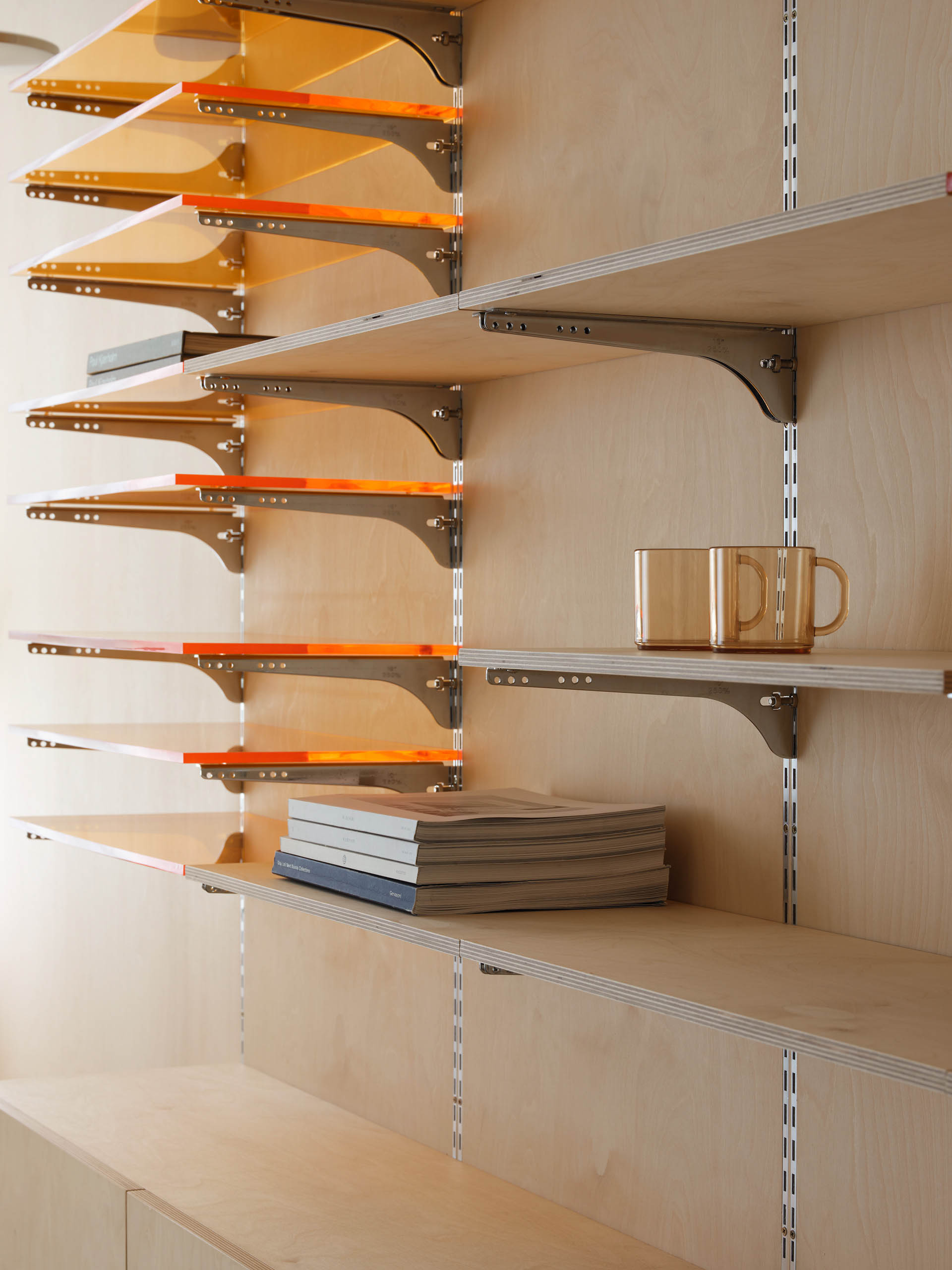 True Thing Design Studio,十幸製作,公寓設計案例,公寓設計方案,高雄,極簡風格,極簡主義