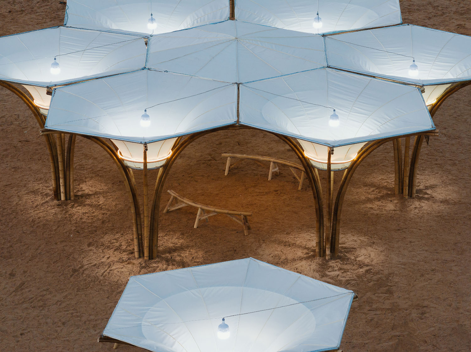 裝置設計,藝術裝置,公共空間裝置設計,互動裝置,城市遊牧美術館-漓島音樂節模塊化藝術市集,海南澄邁海濱,Also Architects