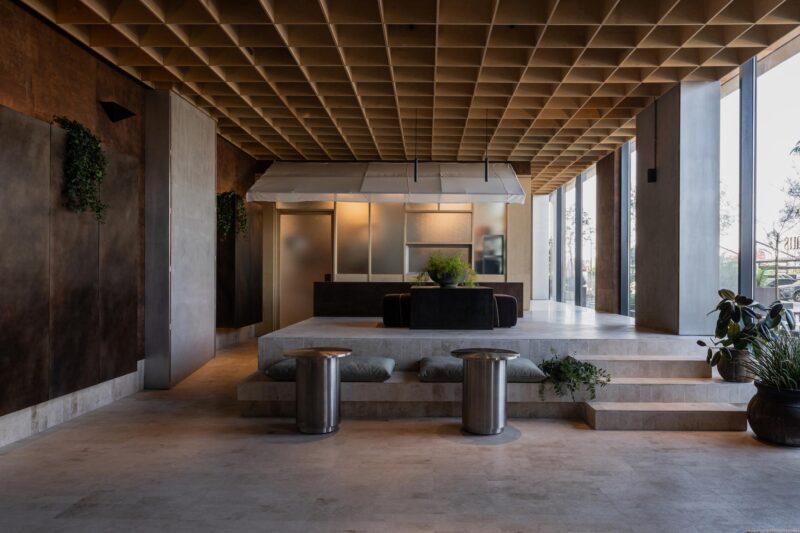 Shell+Core | 250㎡，阿聯酋Ethr Clubhaus咖啡廳&麵包店