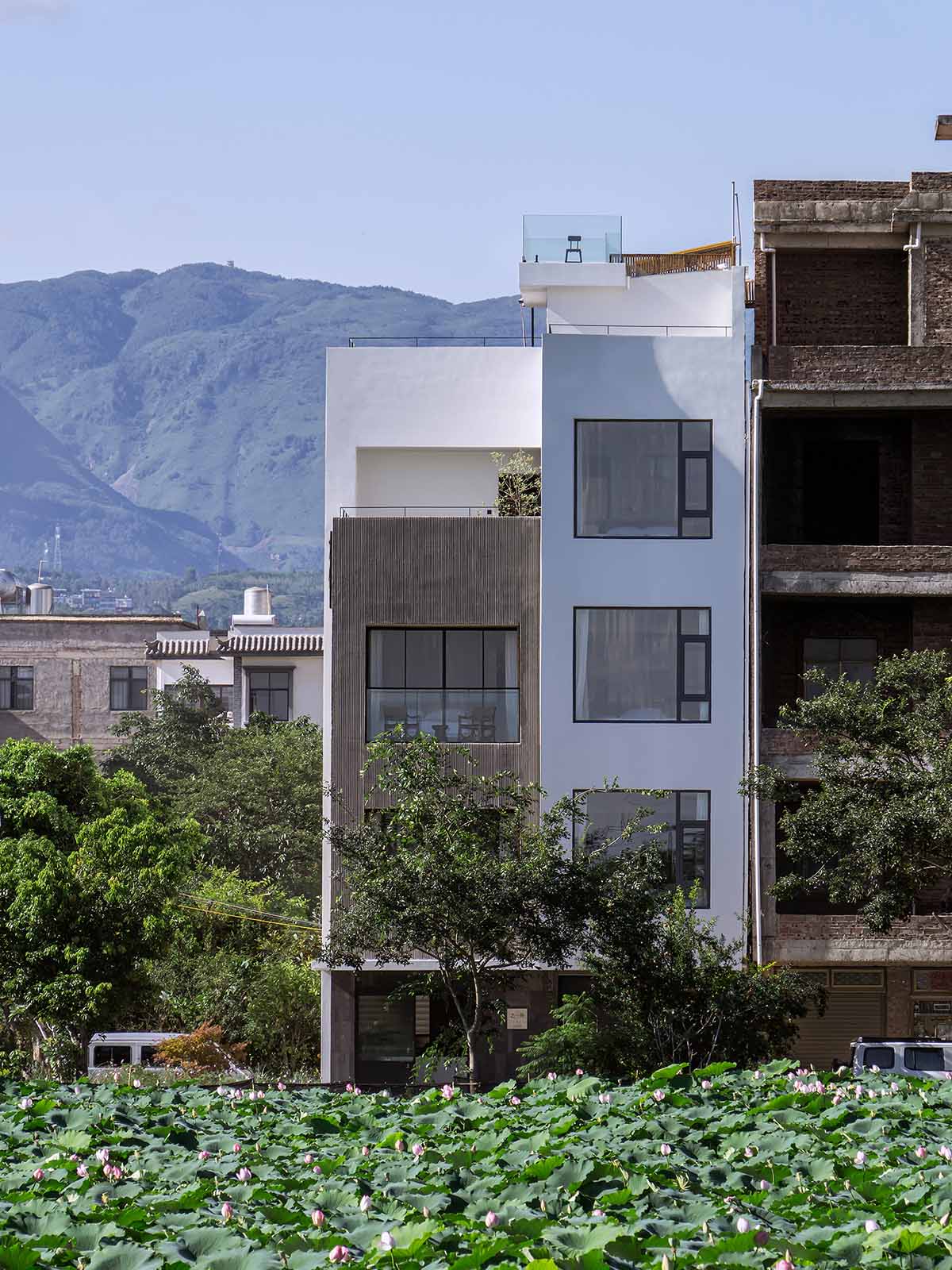 民宿設計,鄉村住宅改造民宿,度假酒店設計,民宿改造,酒店設計,景區民宿改造,民宿設計案例,民宿設計方案,雲南澄江撫仙湖畔的農宅改造-之外民宿,雲南澄江,素造建築