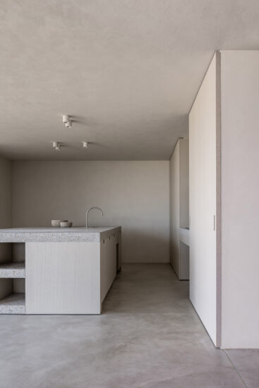 Jessy Van Gorp | 比利時澤布呂赫極簡住宅