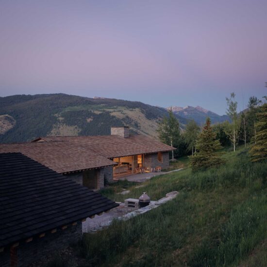 McLean Quinlan | 美國懷俄明州侘寂美學山景別墅