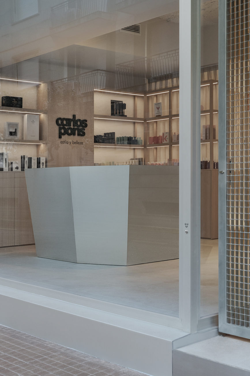 醫美空間設計,美容店設計,美容店設計方案,美容店設計案例,NAN Arquitectos,Carlos Pons,蘭蘭裏,美容中心,西班牙