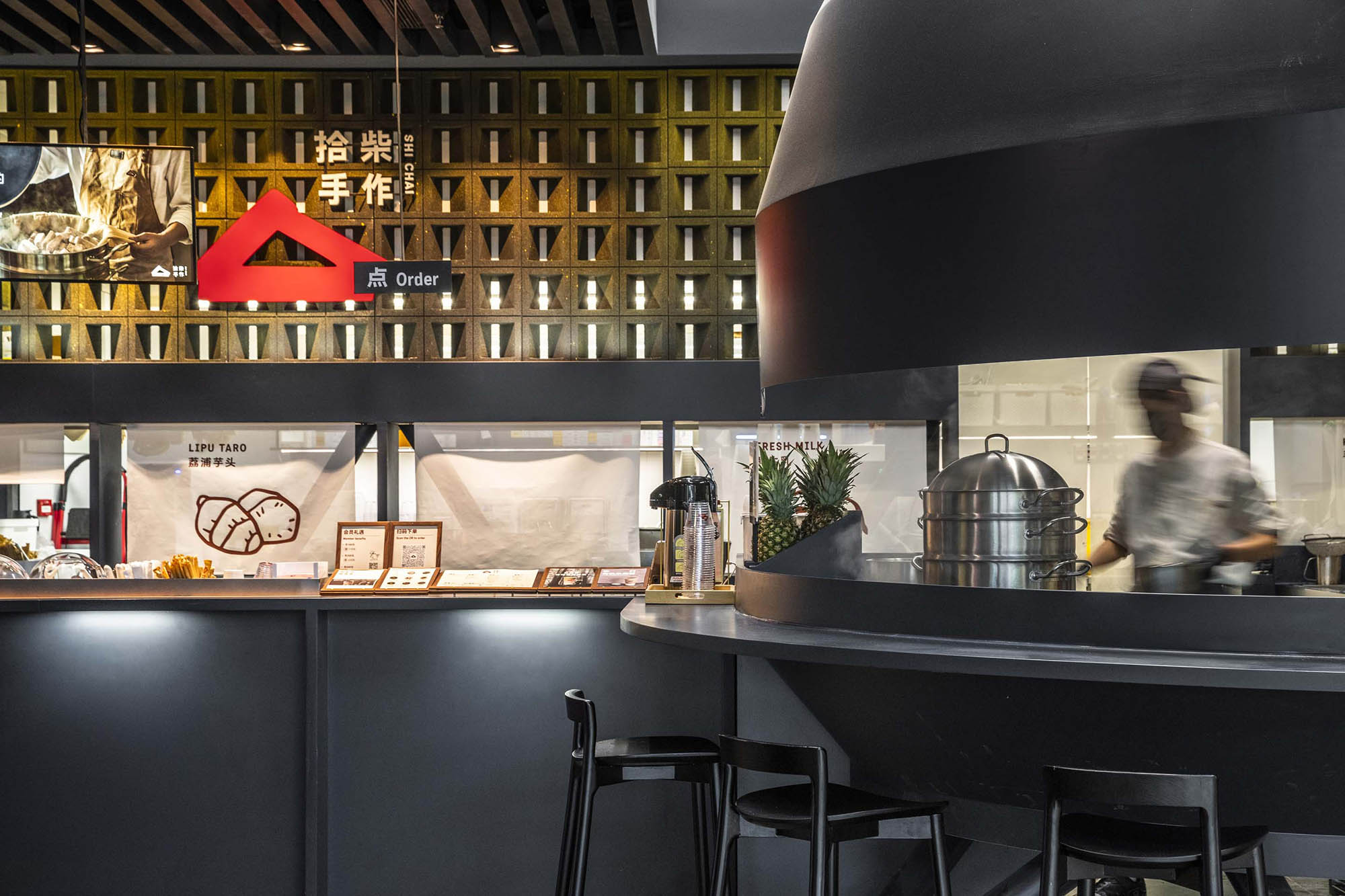 奶茶店設計,手作奶茶店,烘焙店設計,奶茶烘焙店,茶飲店設計,奶茶店設計案例,奶茶店設計方案,拾柴手作無錫蘇寧廣場店,無錫,空間站建築師事務所