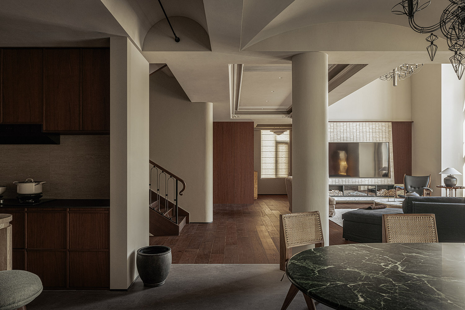 400㎡別墅設計,別墅改造,400㎡,現代風格別墅設計,別墅室內設計,別墅設計案例,別墅設計方案,庭院別墅設計,山東臨沂別墅改造-靜謐的奢侈,研幾設計