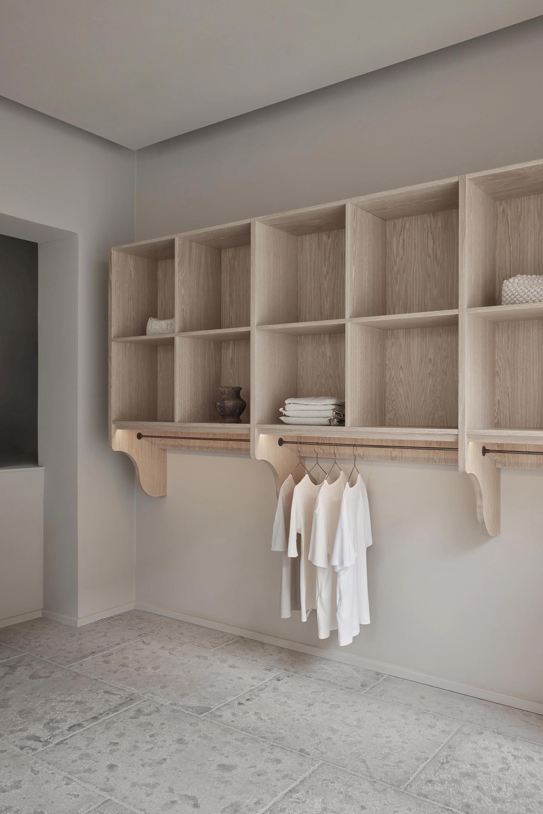 服裝店設計,零售店設計,Space Copenhagen,服裝店設計案例,服裝店設計方案,極簡主義零售店設計,丹麥,哥本哈根,展廳