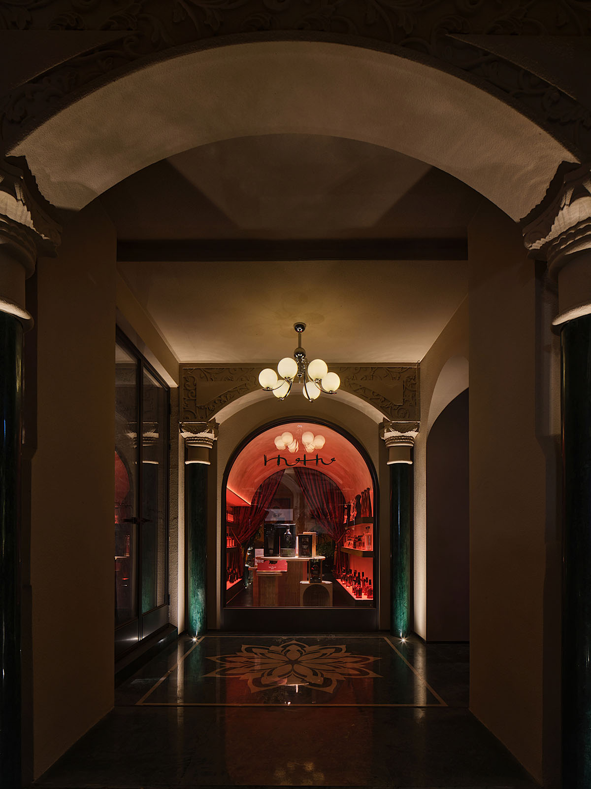 水煙館設計,異域風情水煙館,酒吧設計,酒餐吧設計,主題酒吧設計,異域風情酒吧空間,酒吧設計案例,酒吧設計方案,武漢呼呼HuHu ShiSha Bar,武漢,YaoDesign 耀設計