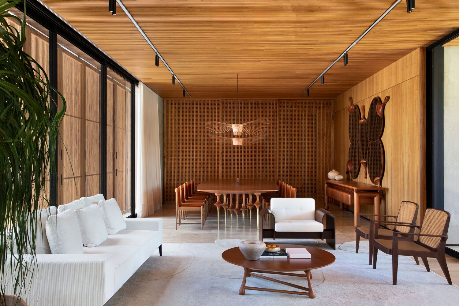 別墅設計,Leo Romano,原木風別墅,別墅設計案例,別墅設計方案,巴西,極簡主義,極簡風格別墅,景觀別墅