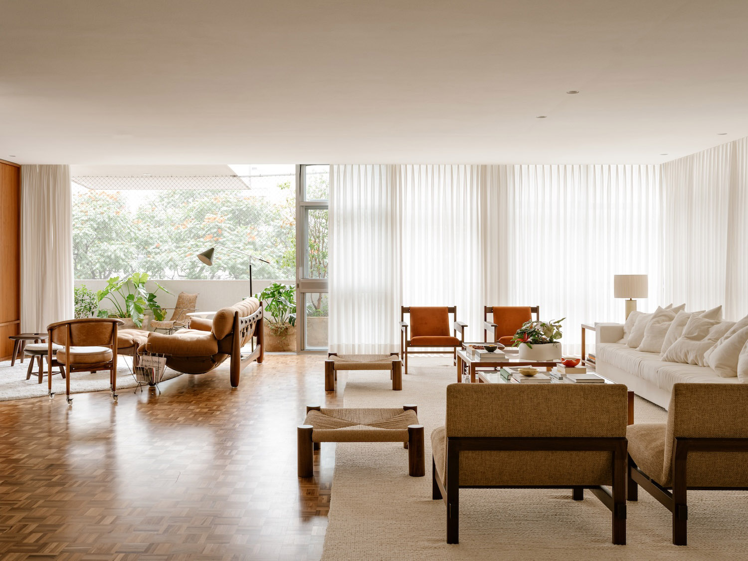 Felipe SS Rodrigues,巴西,大平層設計,極簡大平層,大平層設計案例,家裝設計,現代風格住宅設計,大平層設計方案,極簡主義住宅