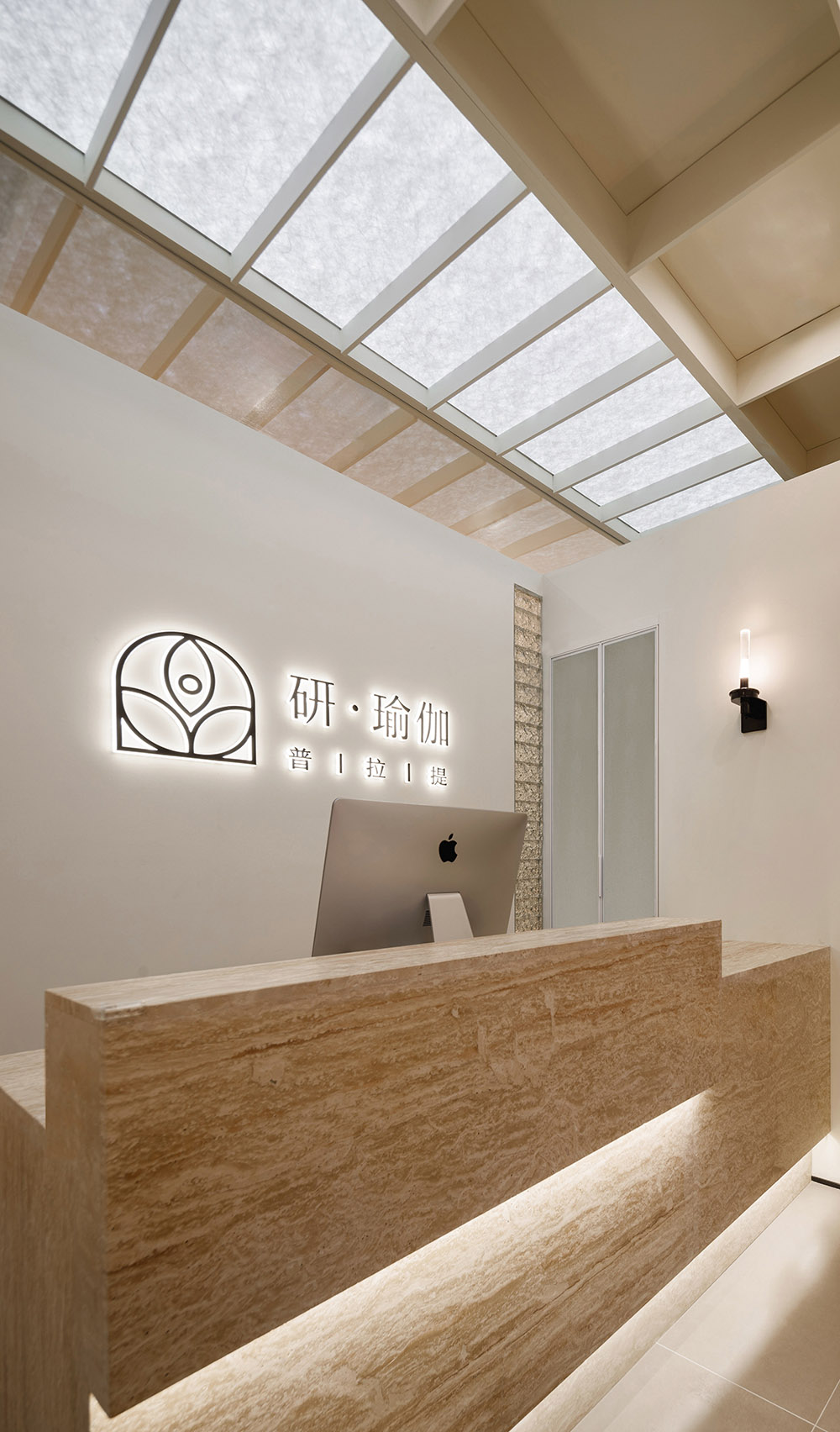 瑜伽工作室設計,普拉提工作室設計,瑜伽店設計,瑜伽空間,瑜伽店設計案例,瑜伽店設計方案,重慶研瑜伽-在柔光中悄然生長,重慶,悟幾設計