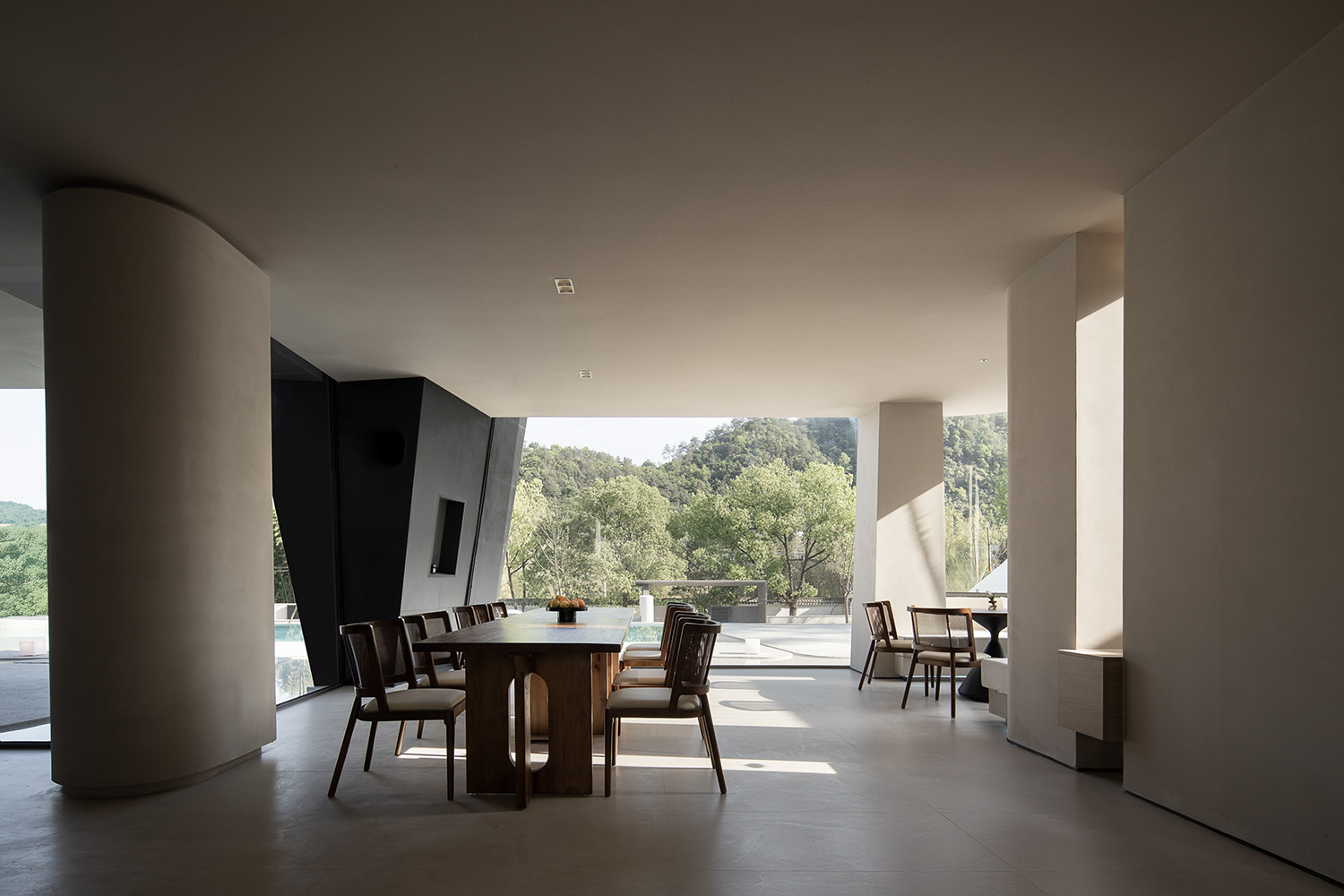 民宿設計,度假酒店設計,民宿設計案例,民宿設計方案,度假民宿,奶油風民宿,侘寂民宿,浙江桐廬民宿山川癮,浙江桐廬,時上建築空間設計,沈墨