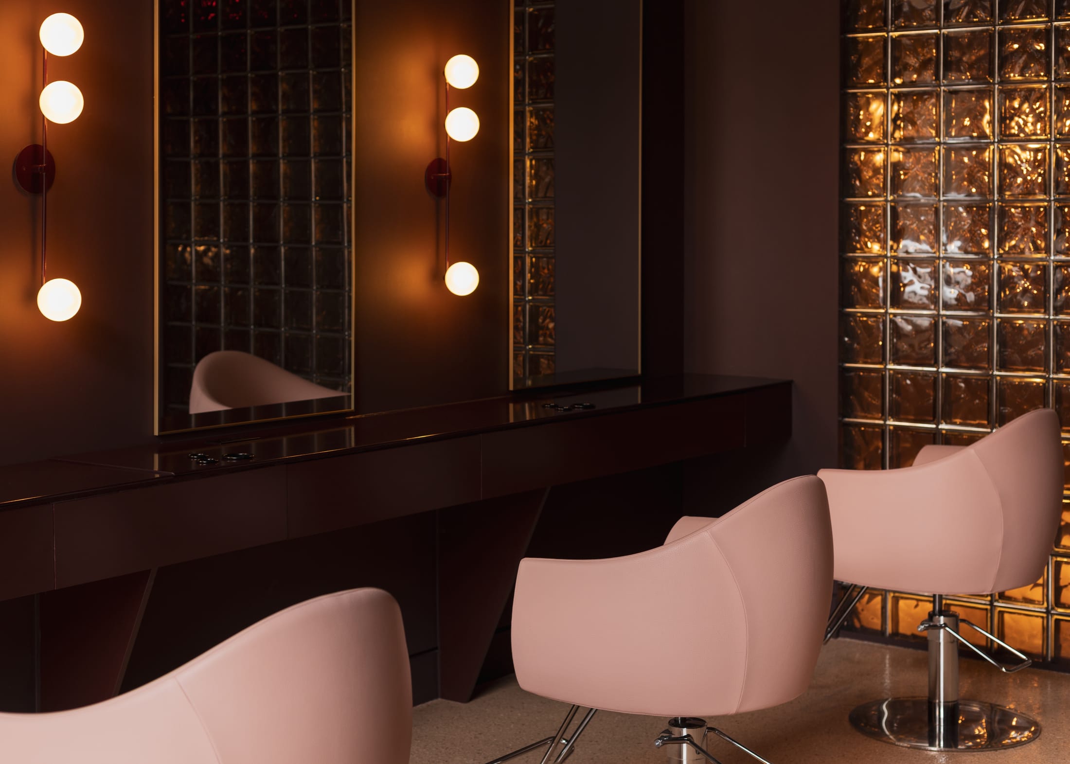 理發店設計,理發店設計案例,創意理發店,A.B. Lafitte,理發店設計方案,美發沙龍空間,SILK SALON,美國,塔爾薩