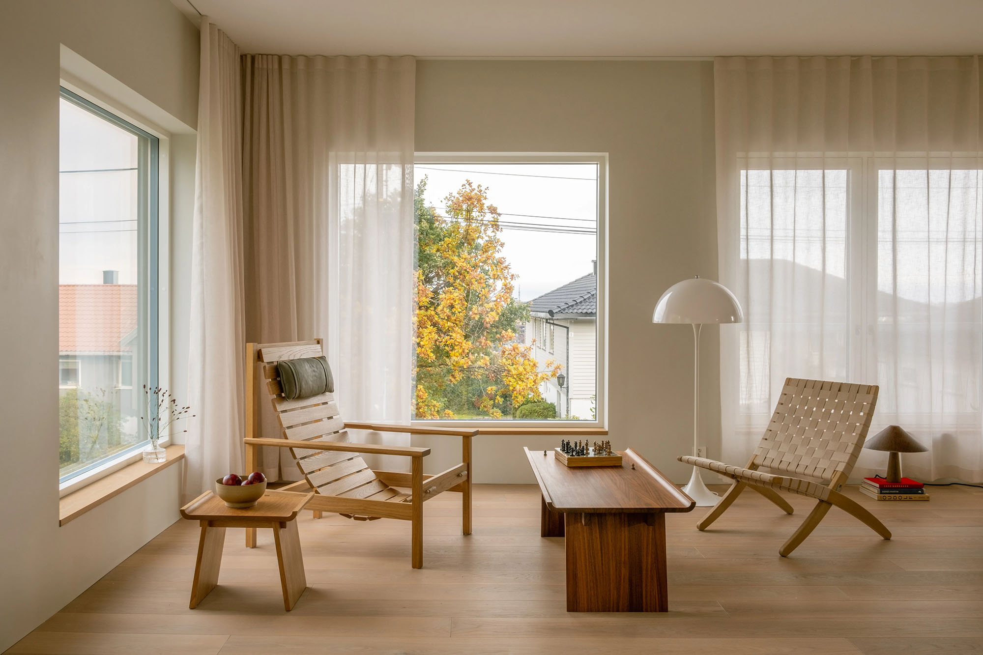 別墅設計,別墅設計案例,KOHT Arkitekter AS,原木色,極簡主義,極簡風格,挪威