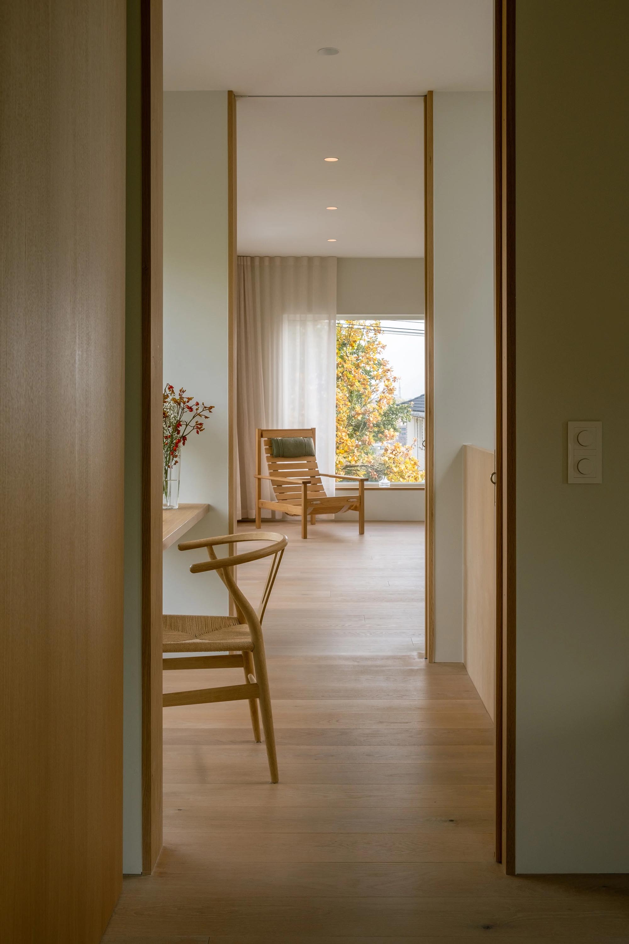 別墅設計,別墅設計案例,KOHT Arkitekter AS,原木色,極簡主義,極簡風格,挪威