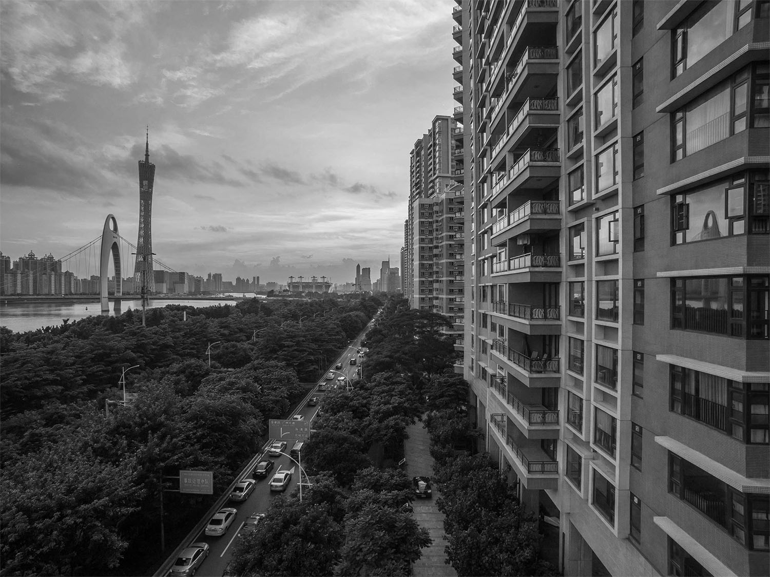 OPS觀致設計,樣板間設計,大平層樣板間,樣板間設計案例,樣板間設計方案,現代風格樣板間設計,輕奢樣板間,凱旋新世界·珠城豪宅:塔尖階層的奢居典範,OPS觀致設計