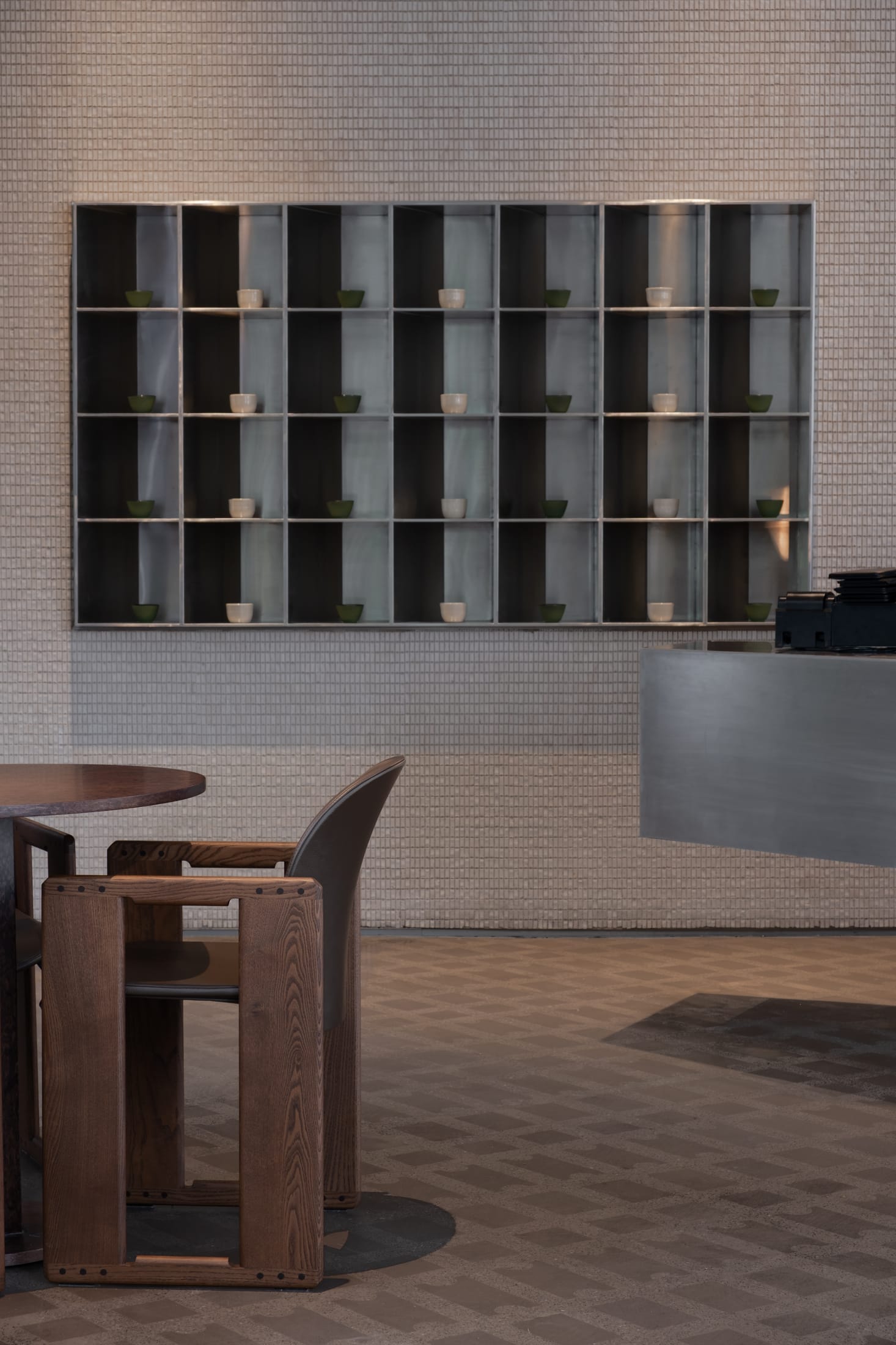 Studio Dua Abukhalaf,咖啡廳設計案例,咖啡店設計,迪拜,Como Lounge Café,咖啡廳設計,極簡風格咖啡店設計案例,創意咖啡店