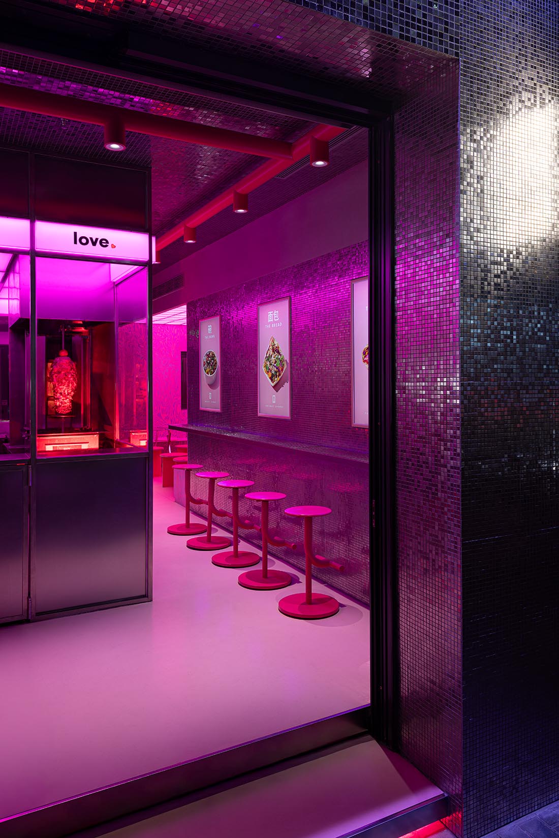 餐廳設計,街邊餐廳設計,小餐廳設計,快餐店設計,街邊快餐店,創意小餐廳,餐廳設計案例,餐廳設計方案,餐廳裝修,上海KEBABA餐廳,上海,問和答建築設計