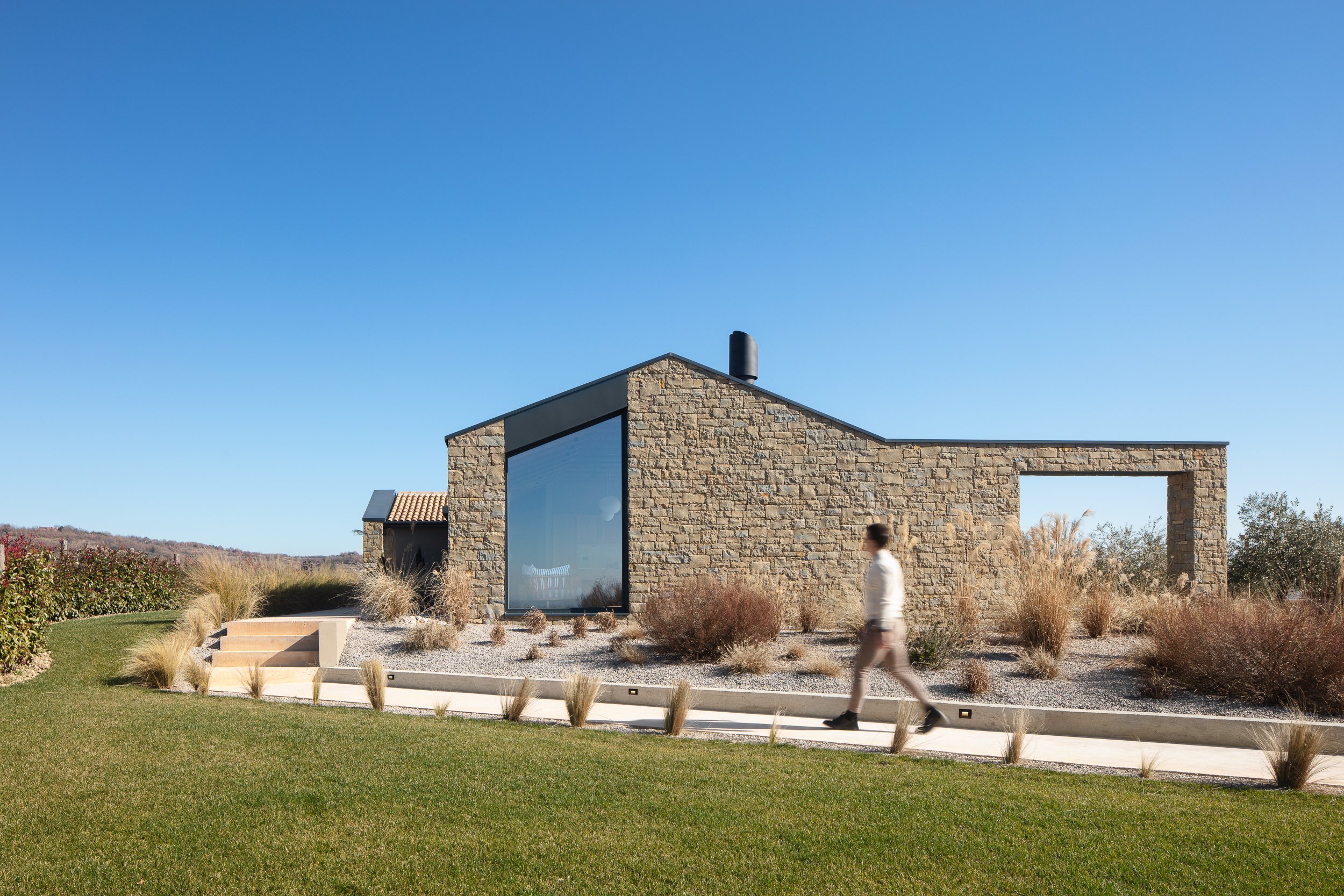 Sandro Uzila,別墅設計,別墅設計案例,別墅裝修,克羅地亞,原木色別墅設計,山景別墅