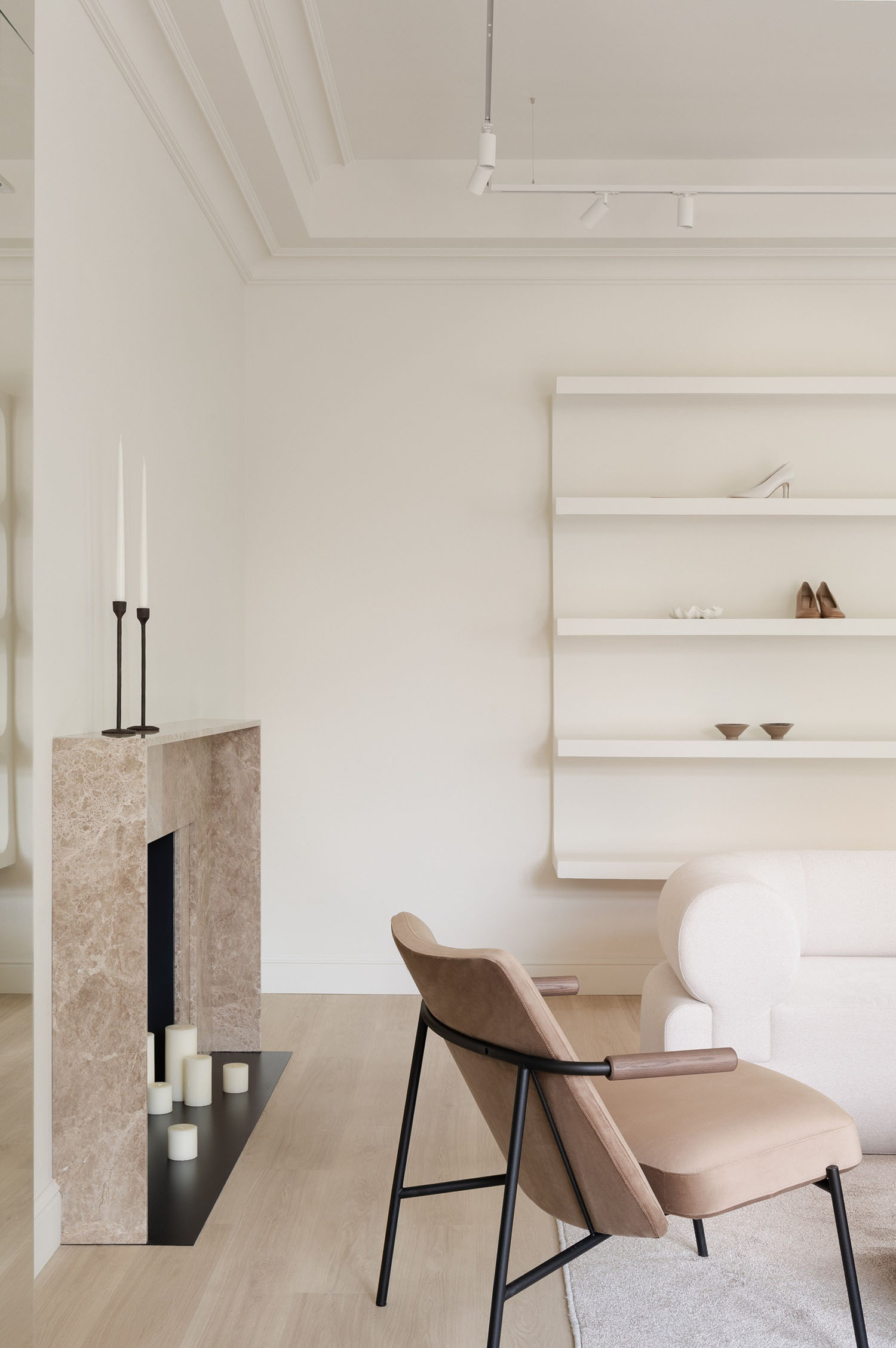 零售店設計,專賣店設計,Zagrai Studio,精品店,烏克蘭,高端女鞋精品店,基輔,精品店設計方案,Marsala Showroom