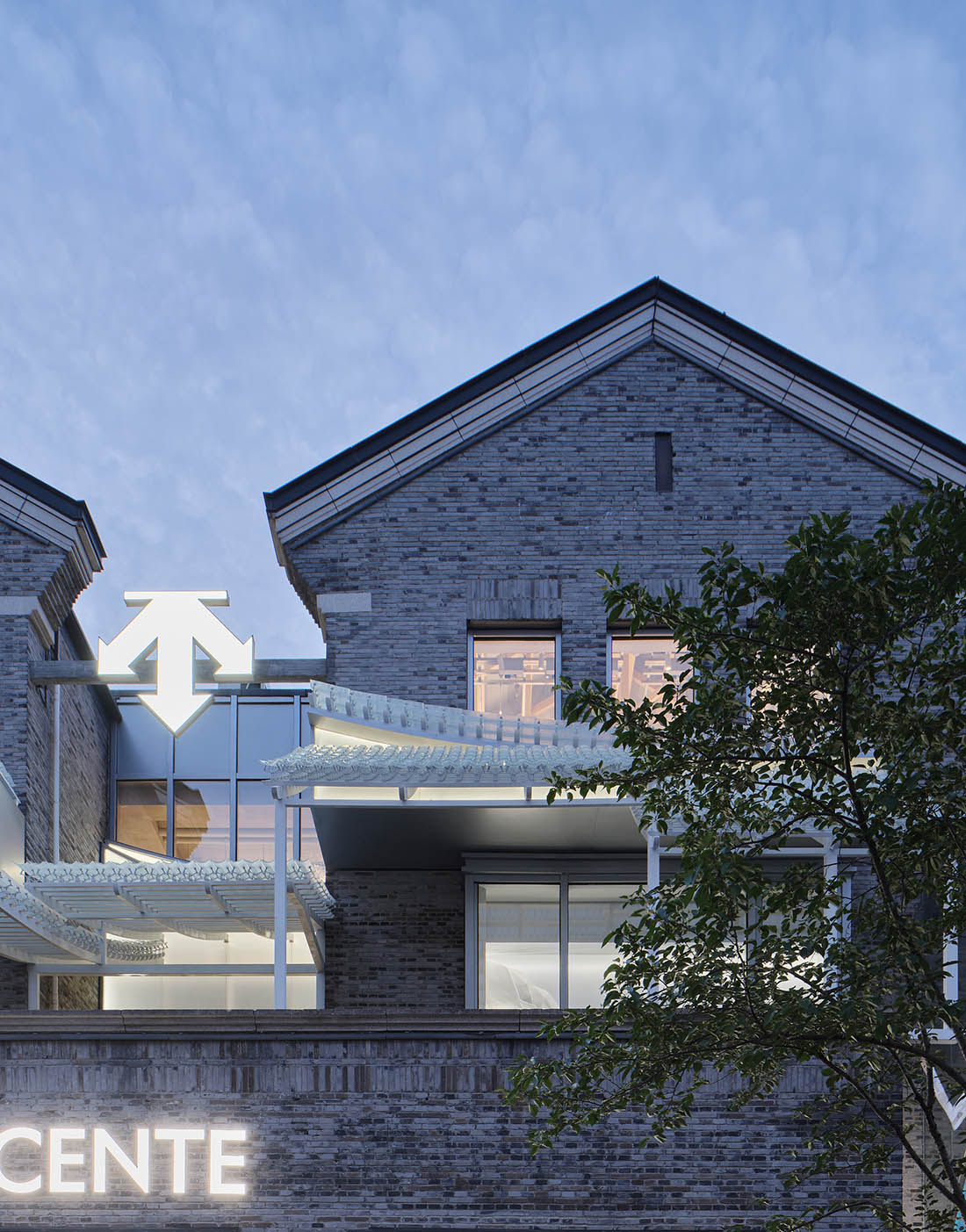 服裝店設計,零售店設計,戶外服裝零售店,服裝店設計案例,服裝店設計方案,創意零售店設計,概念店設計,商店設計,服裝概念店,杭州IN77 DESCENTE迪桑特城市概念店,DESCENTE迪桑特,杭州,STILLYOUNG尚洋藝術