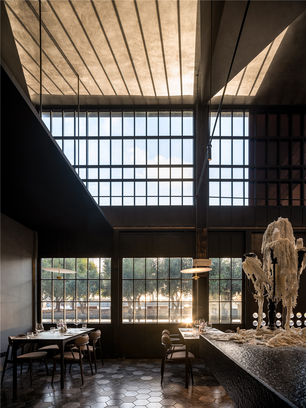 餐廳設計,主題餐廳設計,藝術餐廳,米其林餐廳,餐廳改造,餐廳設計案例,餐廳設計方案,上海Olivino藝術餐廳,上海,無設建築