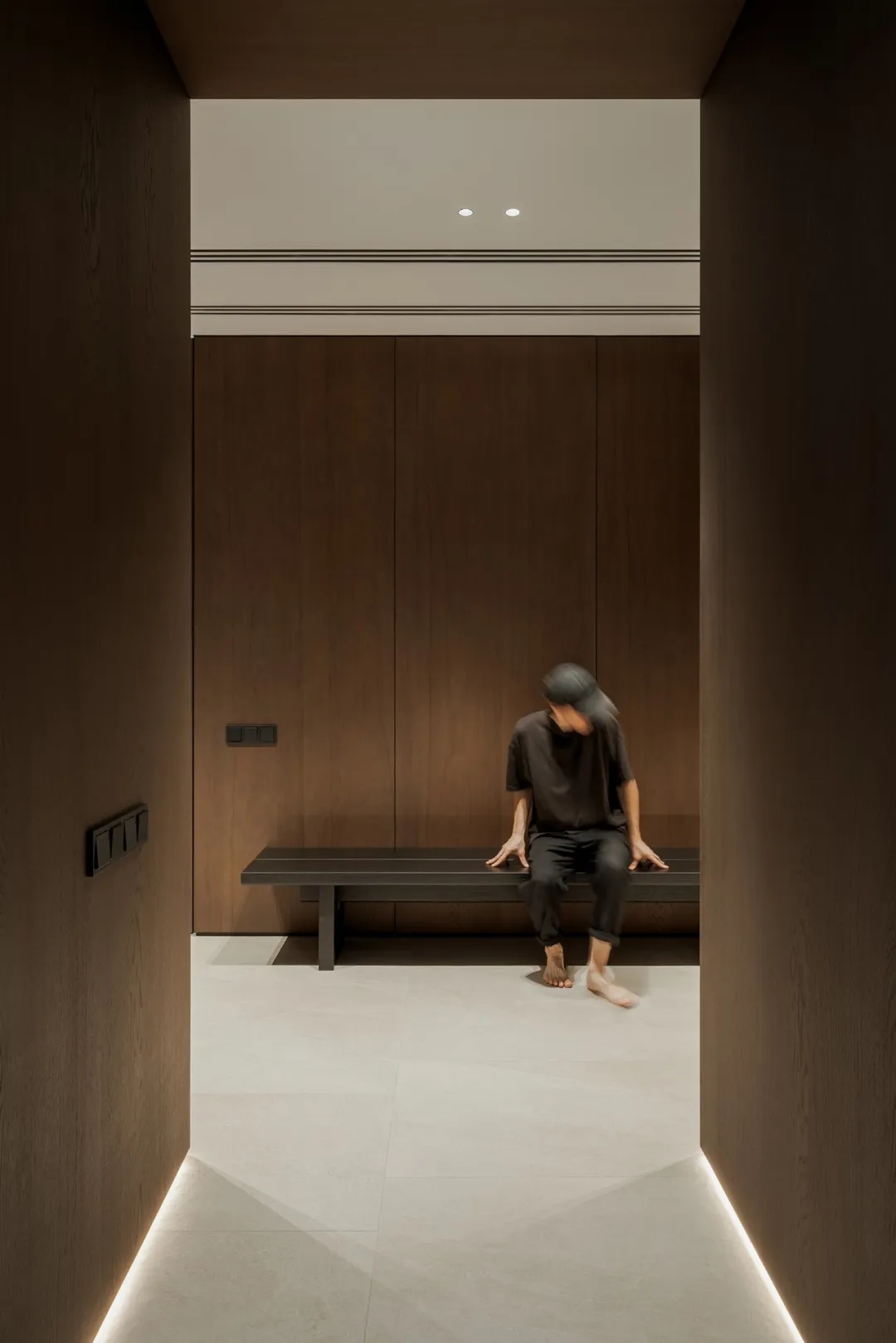 Bezmirno,公寓設計,公寓設計案例,烏克蘭,基輔,極簡風格公寓設計,極簡主義