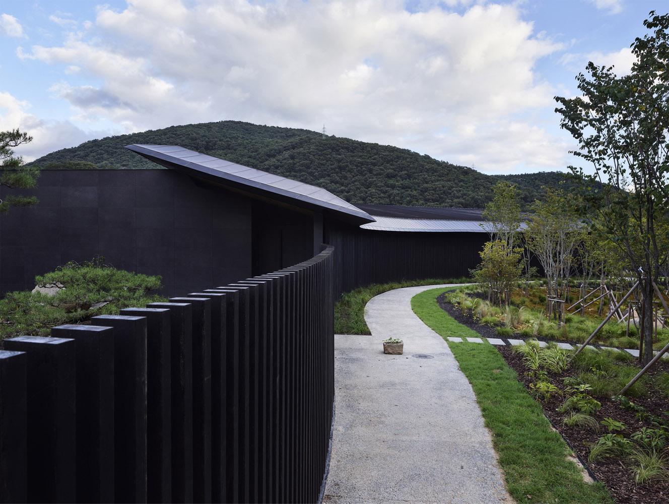 Itm Yooehwa Architects,酒店設計,韓國,民宿設計案例,民宿設計方案,度假酒店,畫廊設計,咖啡廳設計