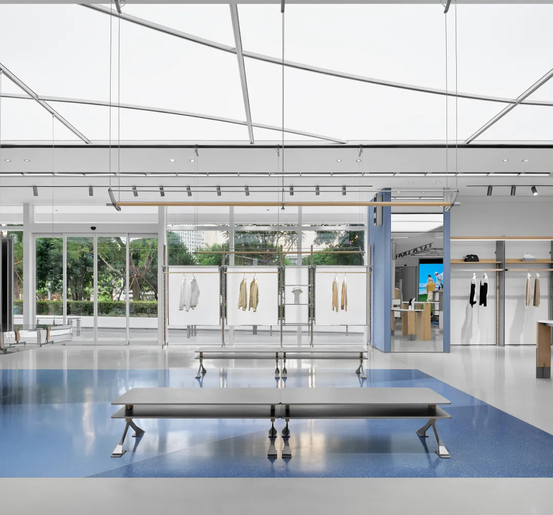 運動品牌服裝店,服裝店設計,服裝零售店,零售店設計,創意零售店,商店設計,服裝店設計案例,服裝店設計方案,福建晉江Munsingwear萬星威總部店,福建晉江,立品設計