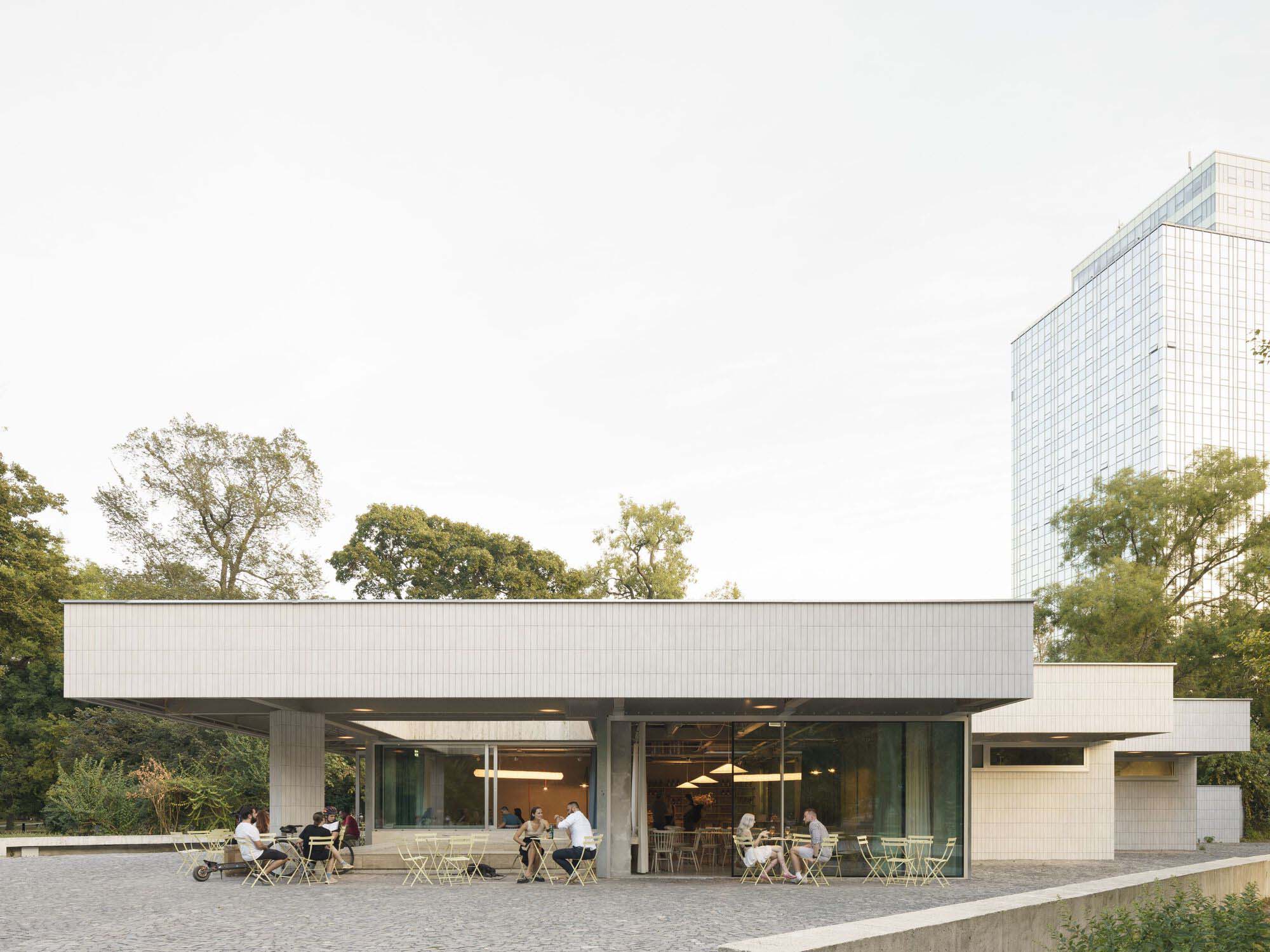 餐廳設計,餐酒吧設計,休閑餐廳設計,Grau Architects ,酒吧設計,酒吧設計案例,酒館設計,斯洛伐克,休閑酒吧餐廳,小酒館設計