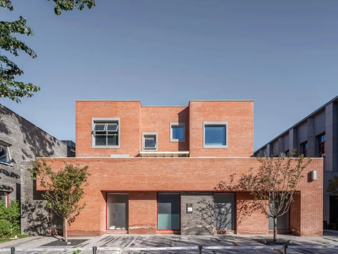 建築改造,建築立麵改造,外立麵改造,外立麵設計,園區外立麵改造,北京沙灘後街22號院建築立麵改造,北京沙灘總部商業:傳統如何穿越現代,北京,WHY Atelier