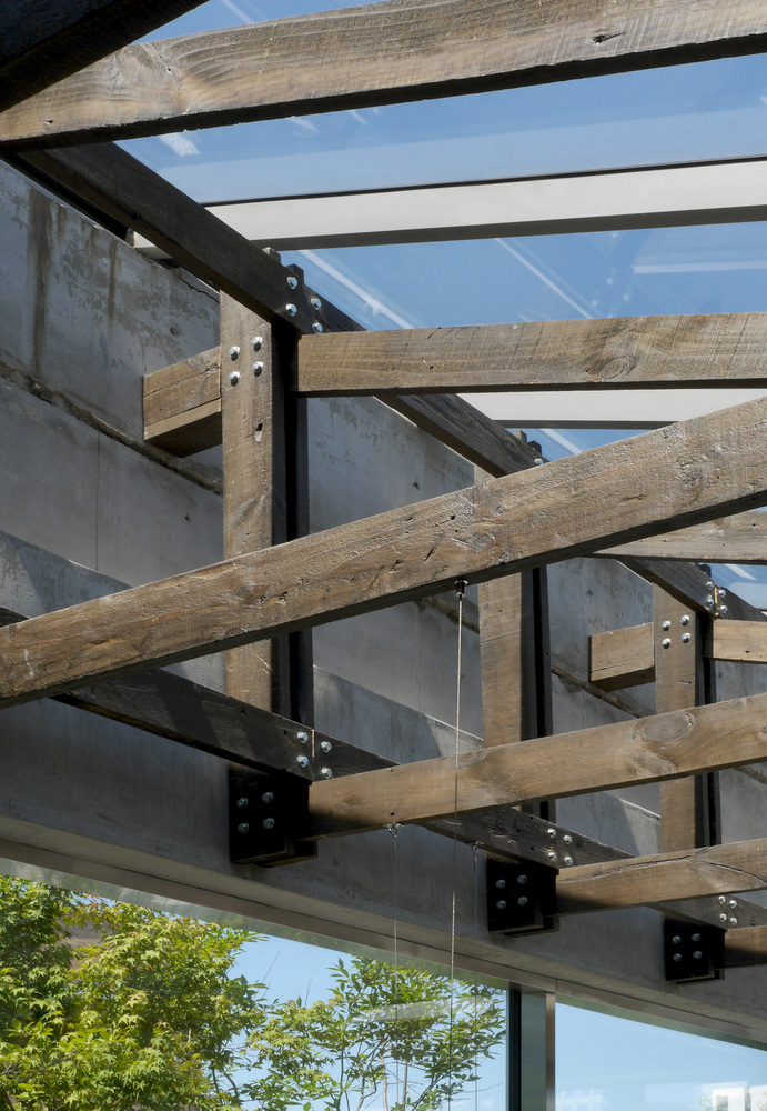 ATELIER KHJ,旗艦店設計,韓國,首爾,庫爾聖水旗艦店,極簡風格服裝店設計,極簡主義,旗艦店設計