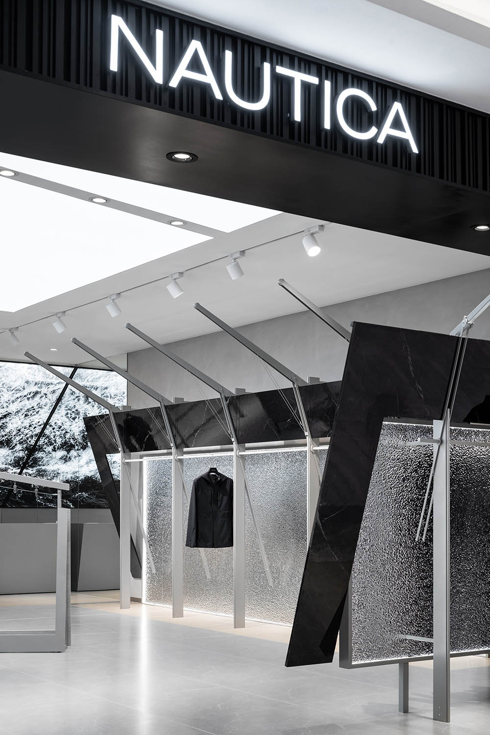 服裝店設計,零售店設計,創意服裝店,男裝店設計,主題服裝店設計,服裝店設計案例,服裝店設計方案,服裝零售店,長春 NAUTICA Black Label 全新空間,長春,SLT設計
