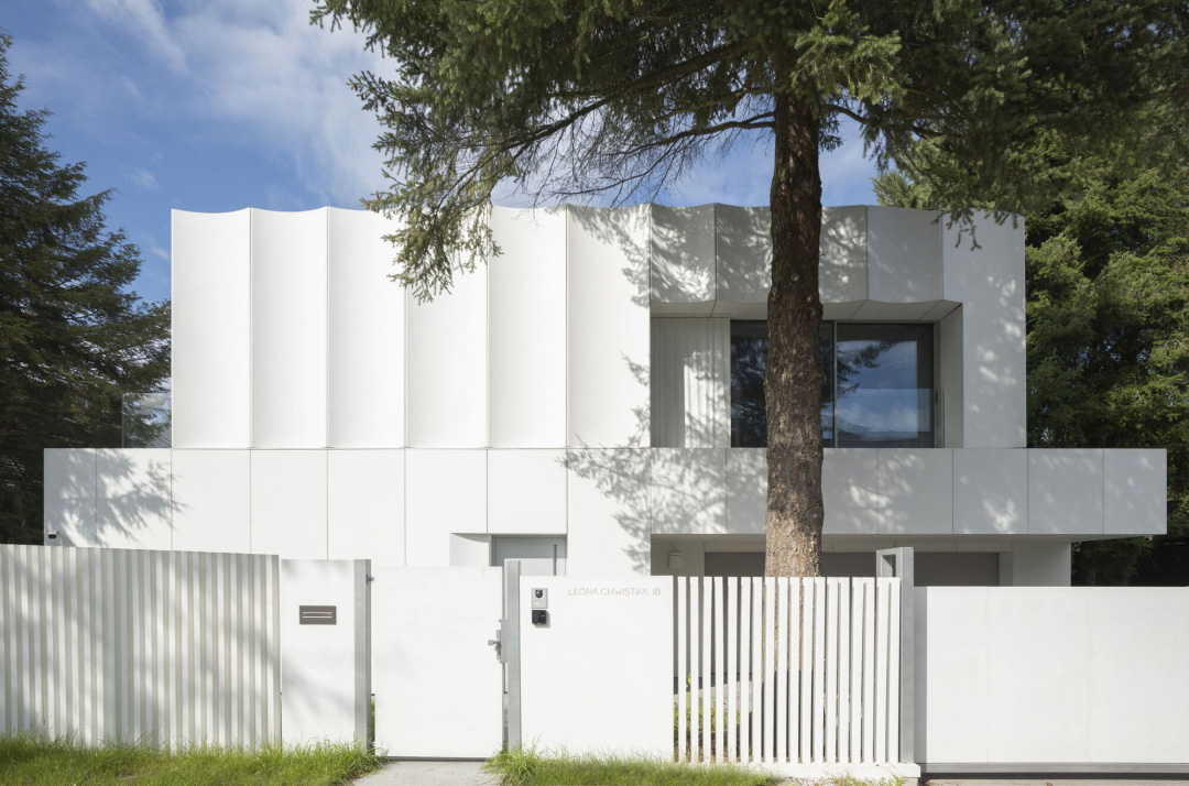 UCEES,波蘭,別墅設計,別墅設計案例,極簡風格別墅,極簡主義別墅