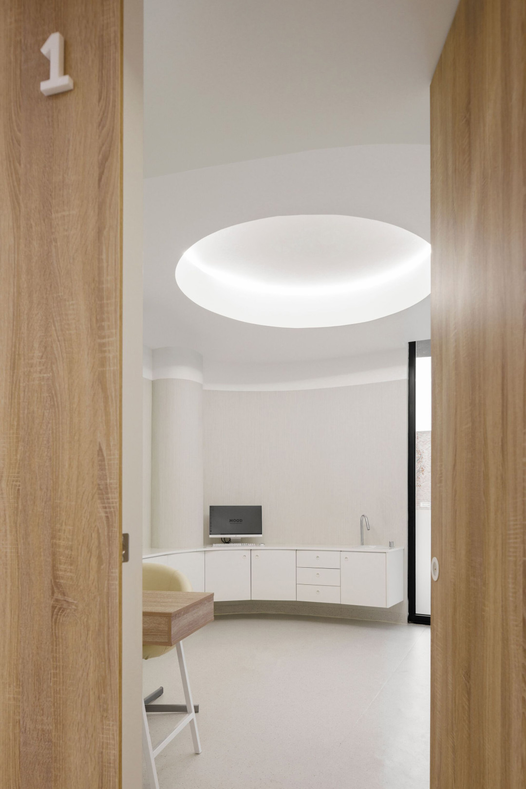 Tsou Arquitectos,診所設計,韓國,葡萄牙,診所設計案例,診所設計方案,極簡主義診所,牙科診所