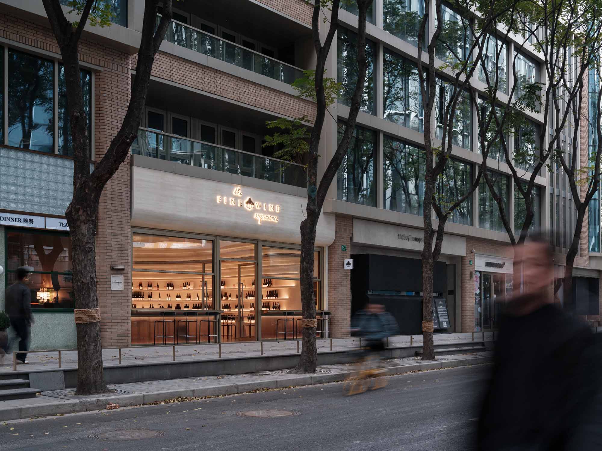 HATCH漢齊建築,The Fine Wine Experience,漢齊建築,上海,葡萄酒精品店,精品店設計,零售店設計