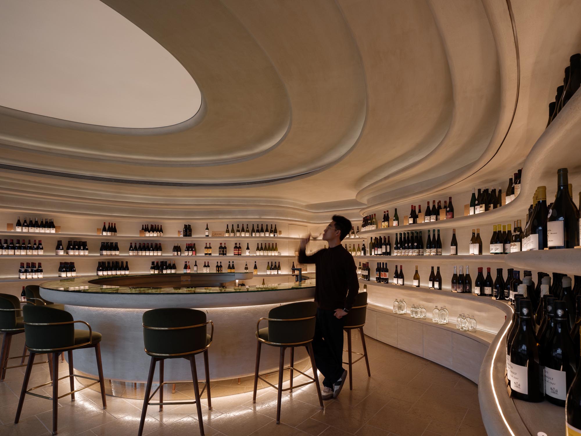 HATCH漢齊建築,The Fine Wine Experience,漢齊建築,上海,葡萄酒精品店,精品店設計,零售店設計