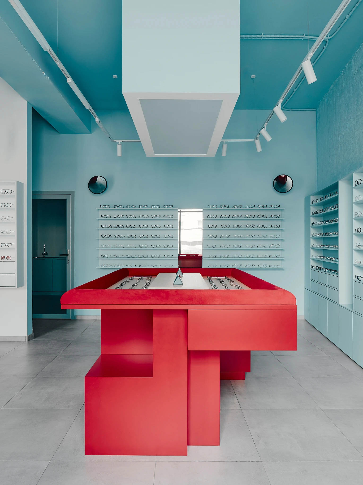 Hubarch Studio,零售店設計,Bazilio眼鏡店,俄羅斯,聖彼得堡,眼鏡店,眼鏡店設計,店鋪設計