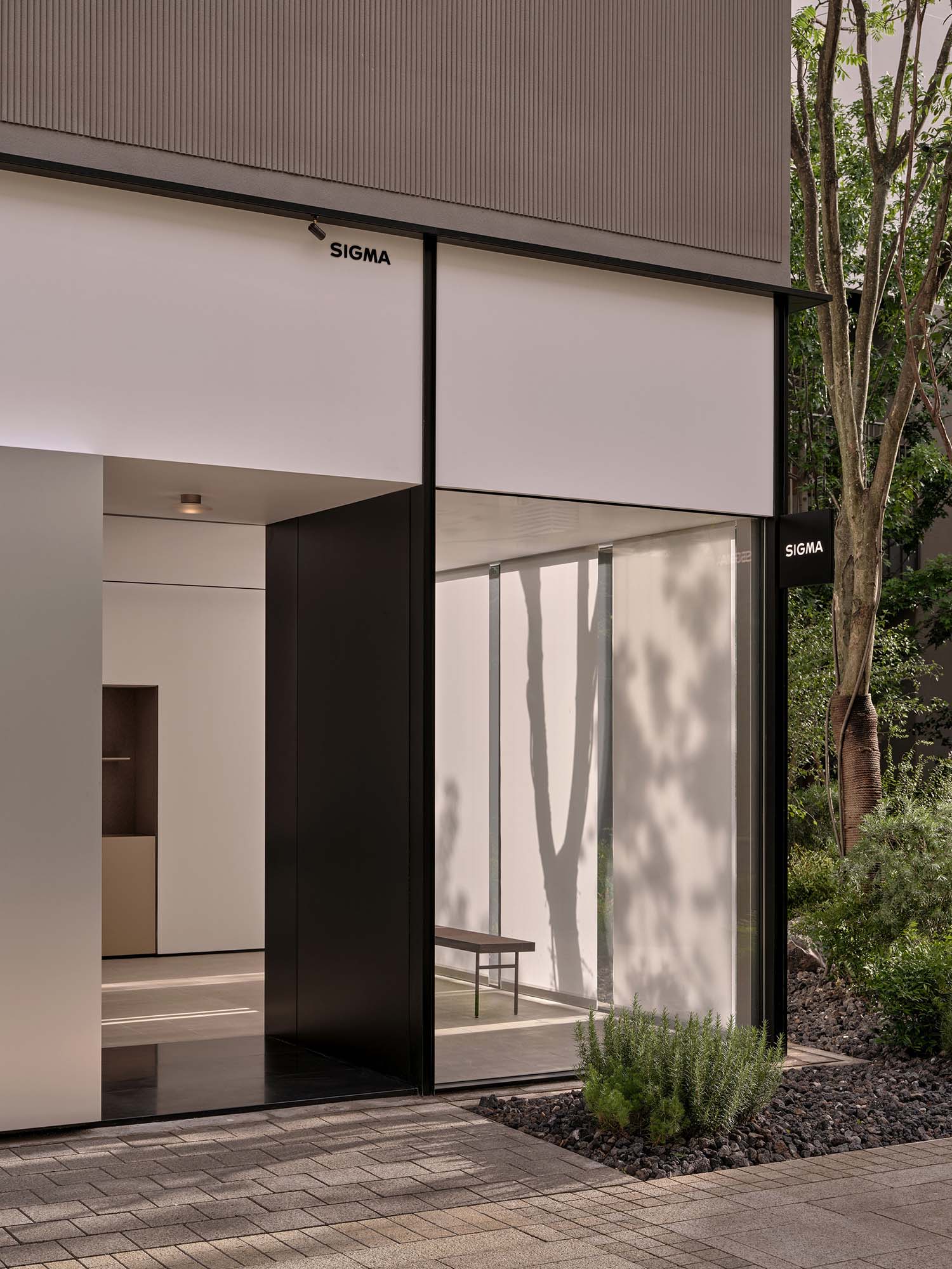 ONOAA STUDIO,商店設計,體驗店,零售店設計,相機鏡頭體驗店設計案例,體驗店設計方案,極簡主義,極簡風格,SIGMA Space