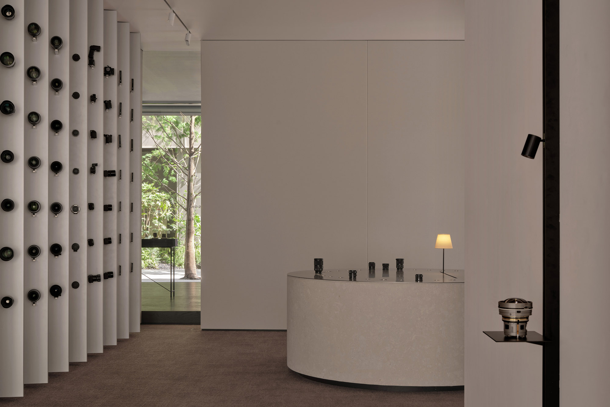 ONOAA STUDIO,商店設計,體驗店,零售店設計,相機鏡頭體驗店設計案例,體驗店設計方案,極簡主義,極簡風格,SIGMA Space