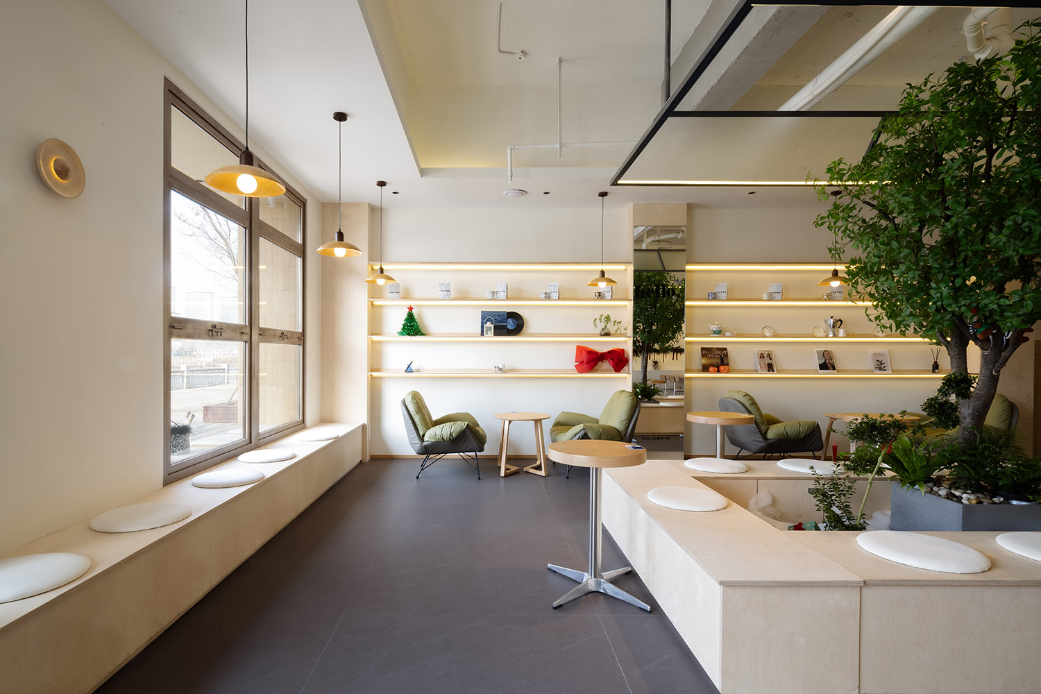 咖啡館設計,咖啡廳設計,街邊咖啡館,咖啡館設計案例,咖啡館設計方案,咖啡館裝修,氛圍感咖啡廳,連雲港河蒔河菂咖啡館,連雲港,點度設計