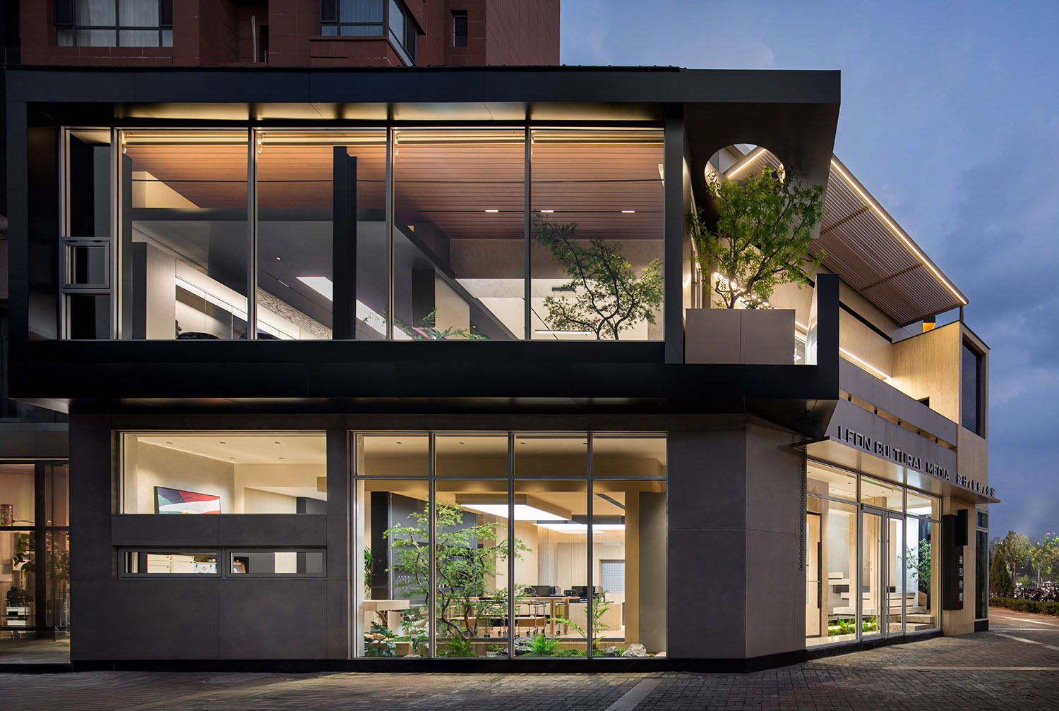 辦公室設計,複合型辦公空間,媒體辦公室,辦公室設計案例,辦公室設計方案,太原萊昂傳媒複合型辦公空間,太原,BLEND DESIGN斑斕空間