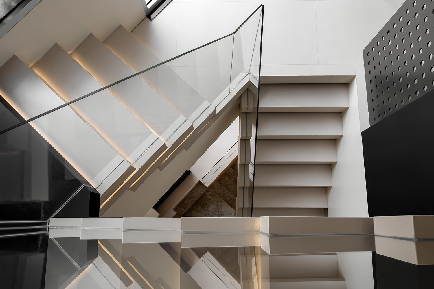 辦公室設計,複合型辦公空間,媒體辦公室,辦公室設計案例,辦公室設計方案,太原萊昂傳媒複合型辦公空間,太原,BLEND DESIGN斑斕空間