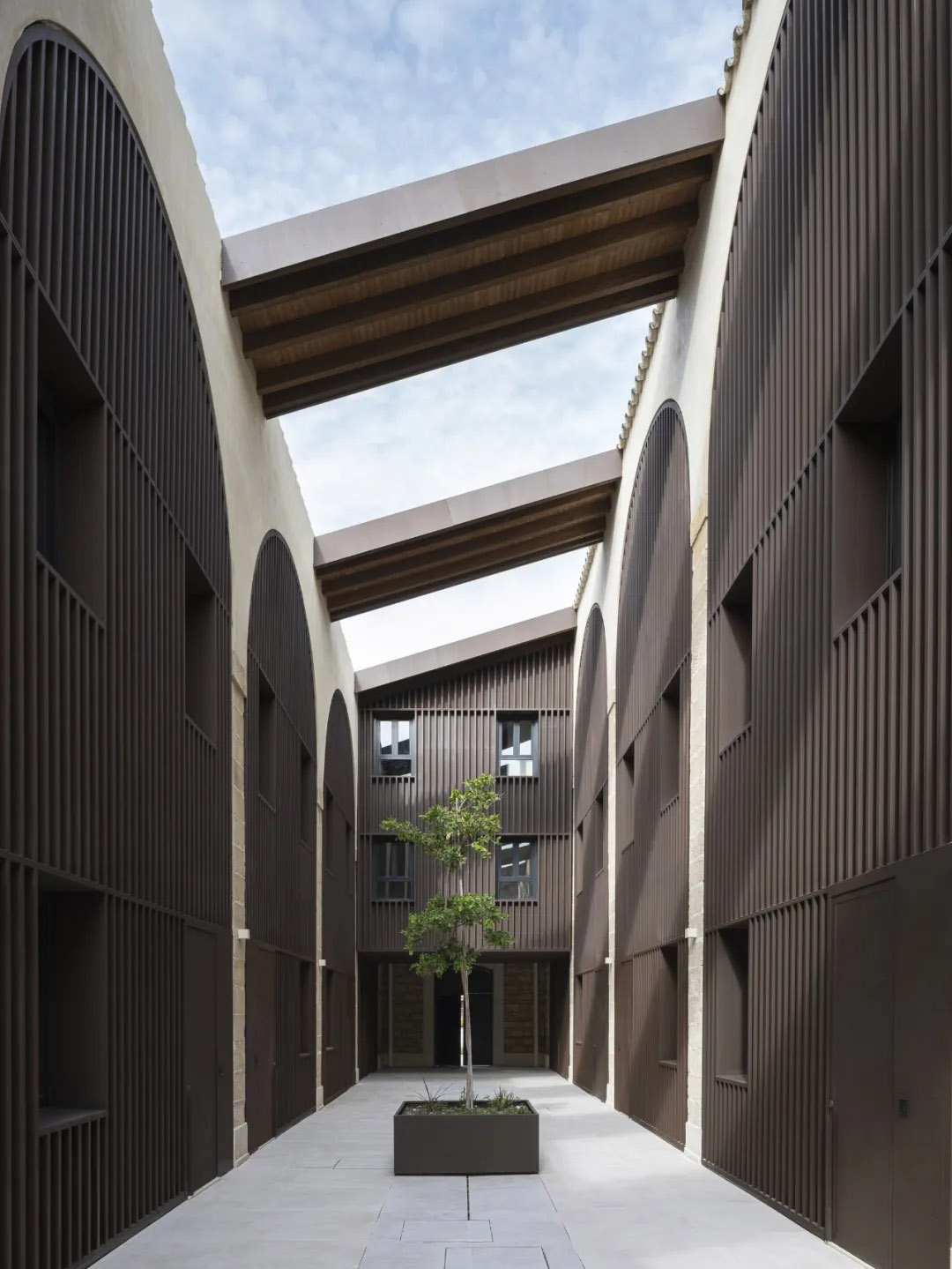 Juan Vega Arquitectos,住宅設計,住宅設計案例,西班牙,住宅改造,建築改造