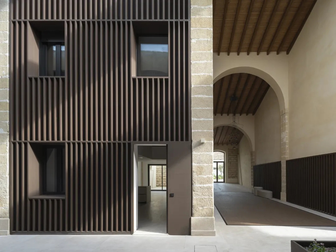 Juan Vega Arquitectos,住宅設計,住宅設計案例,西班牙,住宅改造,建築改造