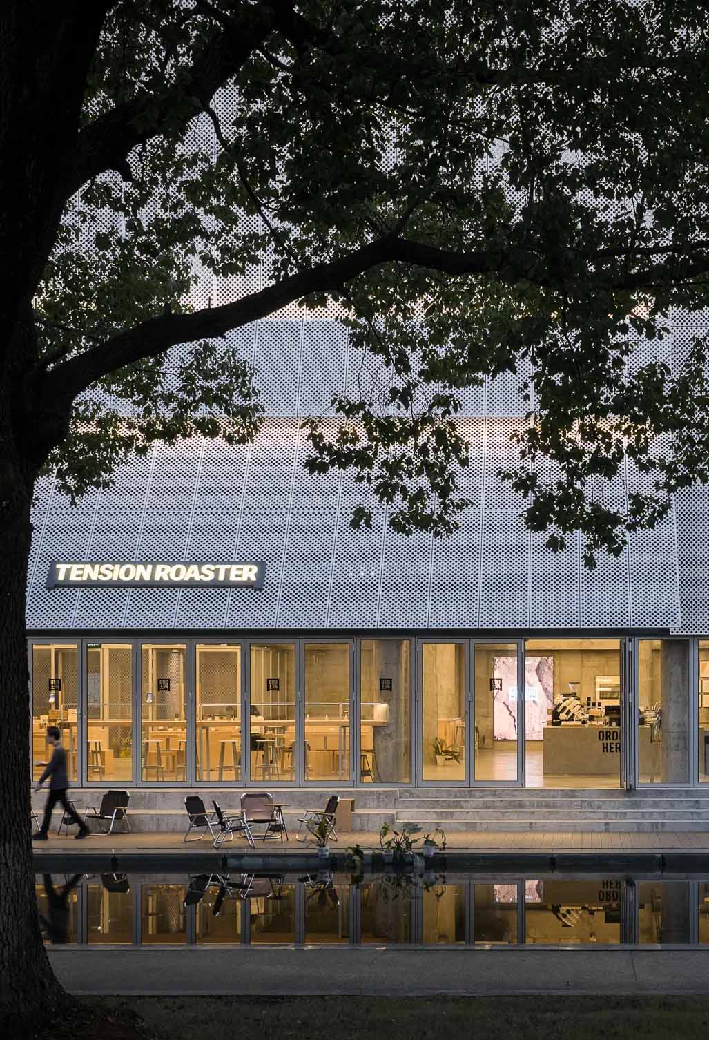 咖啡廳設計,咖啡店設計,網紅咖啡廳,咖啡廳打卡,工業風咖啡廳,開放式咖啡廳,咖啡廳設計案例,咖啡廳設計方案,咖啡店裝修,氛圍感咖啡廳,蘇州咖場一個網紅咖啡廳的無限可能性,蘇州,趙牧桓室內設計研究室