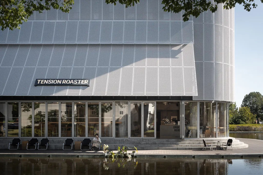 咖啡廳設計,咖啡店設計,網紅咖啡廳,咖啡廳打卡,工業風咖啡廳,開放式咖啡廳,咖啡廳設計案例,咖啡廳設計方案,咖啡店裝修,氛圍感咖啡廳,蘇州咖場一個網紅咖啡廳的無限可能性,蘇州,趙牧桓室內設計研究室