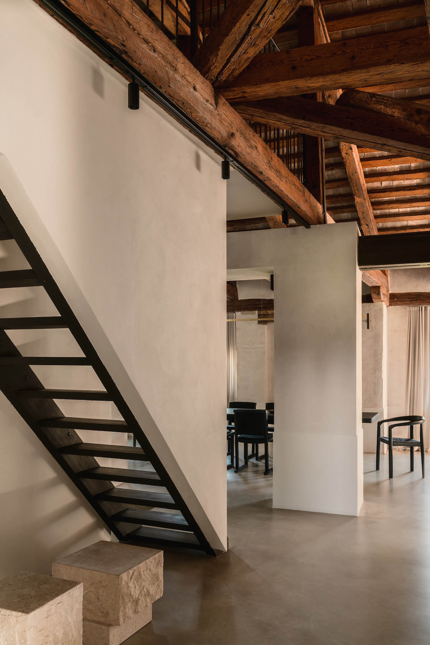 MIDE architetti,住宅設計,住宅設計案例,意大利,威尼斯,侘寂風格,Wabi Sabi