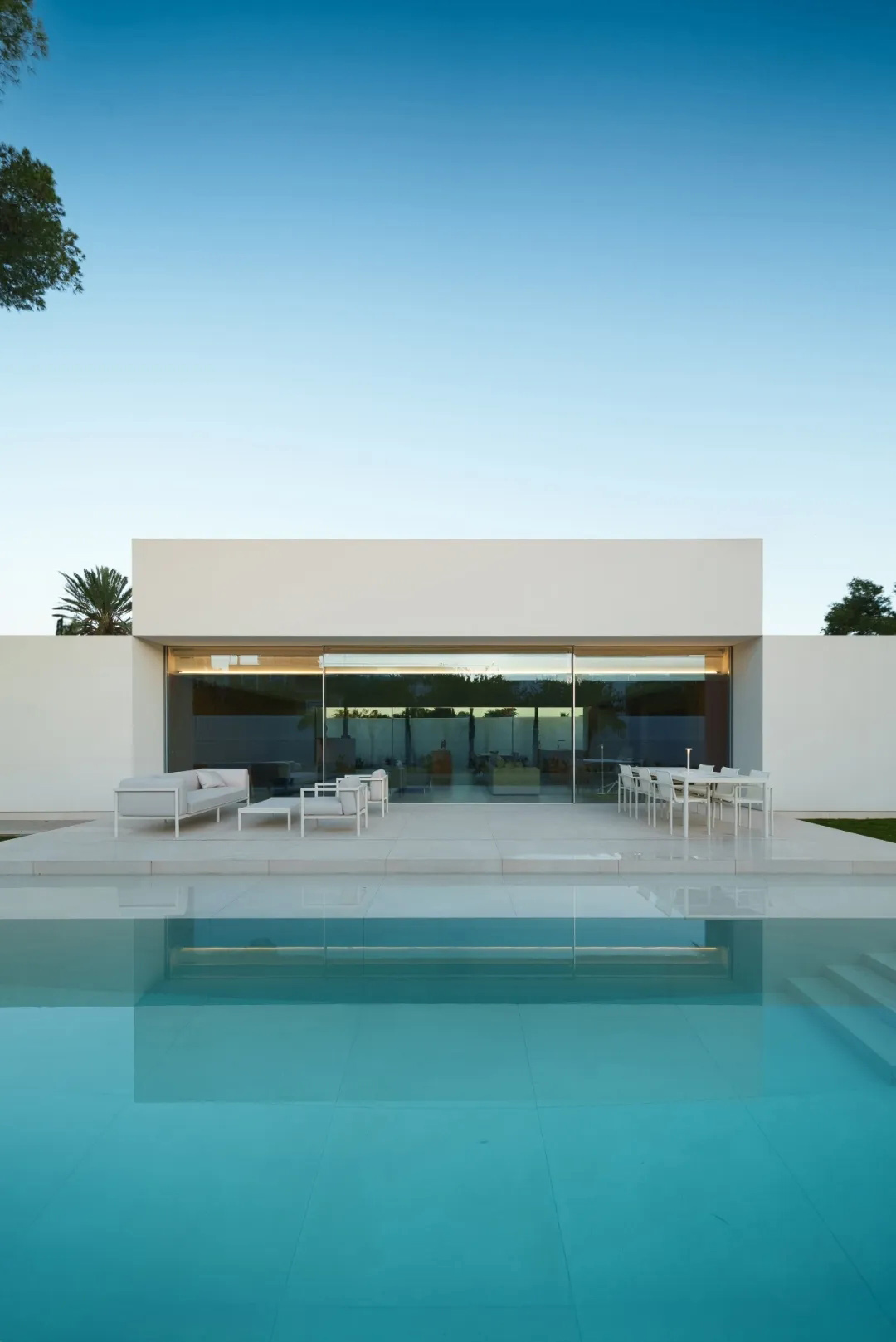 Fran Silvestre Arquitectos,別墅設計,別墅設計案例,西班牙,極簡主義別墅,極簡主義,原木色