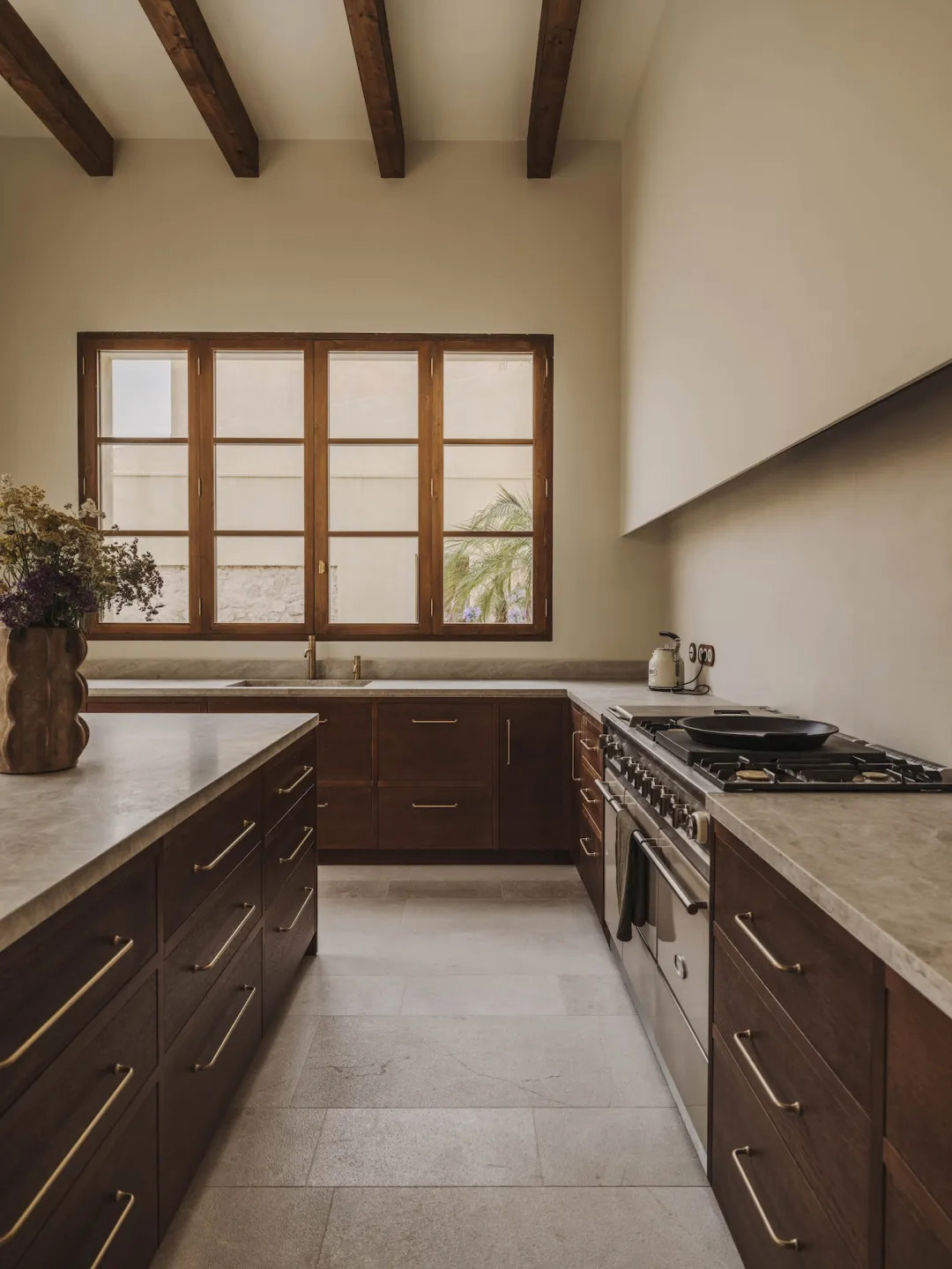 NØRA Studio,別墅設計,別墅設計案例,西班牙,極簡主義別墅,極簡主義,度假別墅,侘寂,wabi-sabi