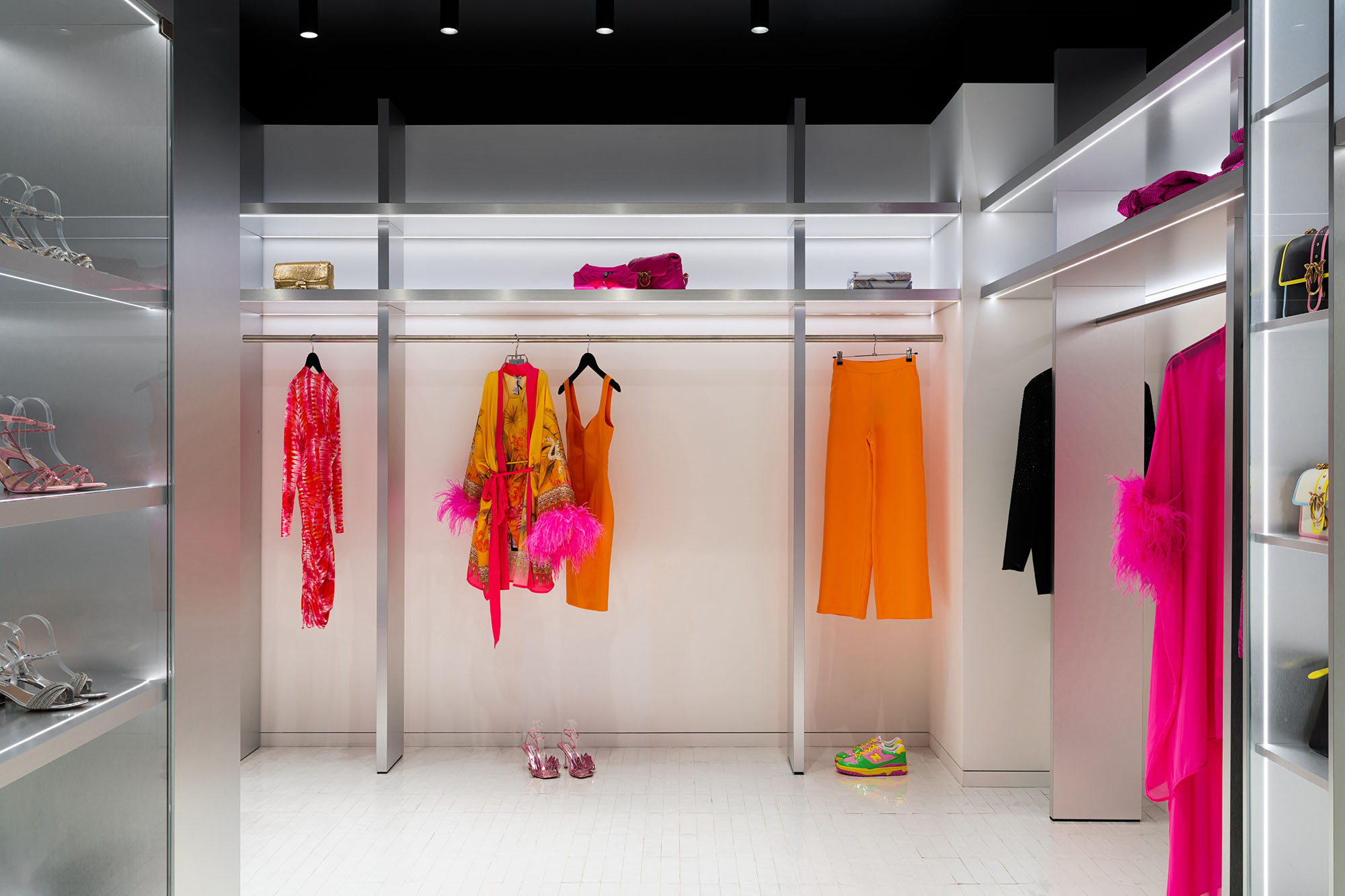 Carmine Abate,零售店設計,Mazzola,意大利,那不勒斯,服裝店,精品店,店鋪設計